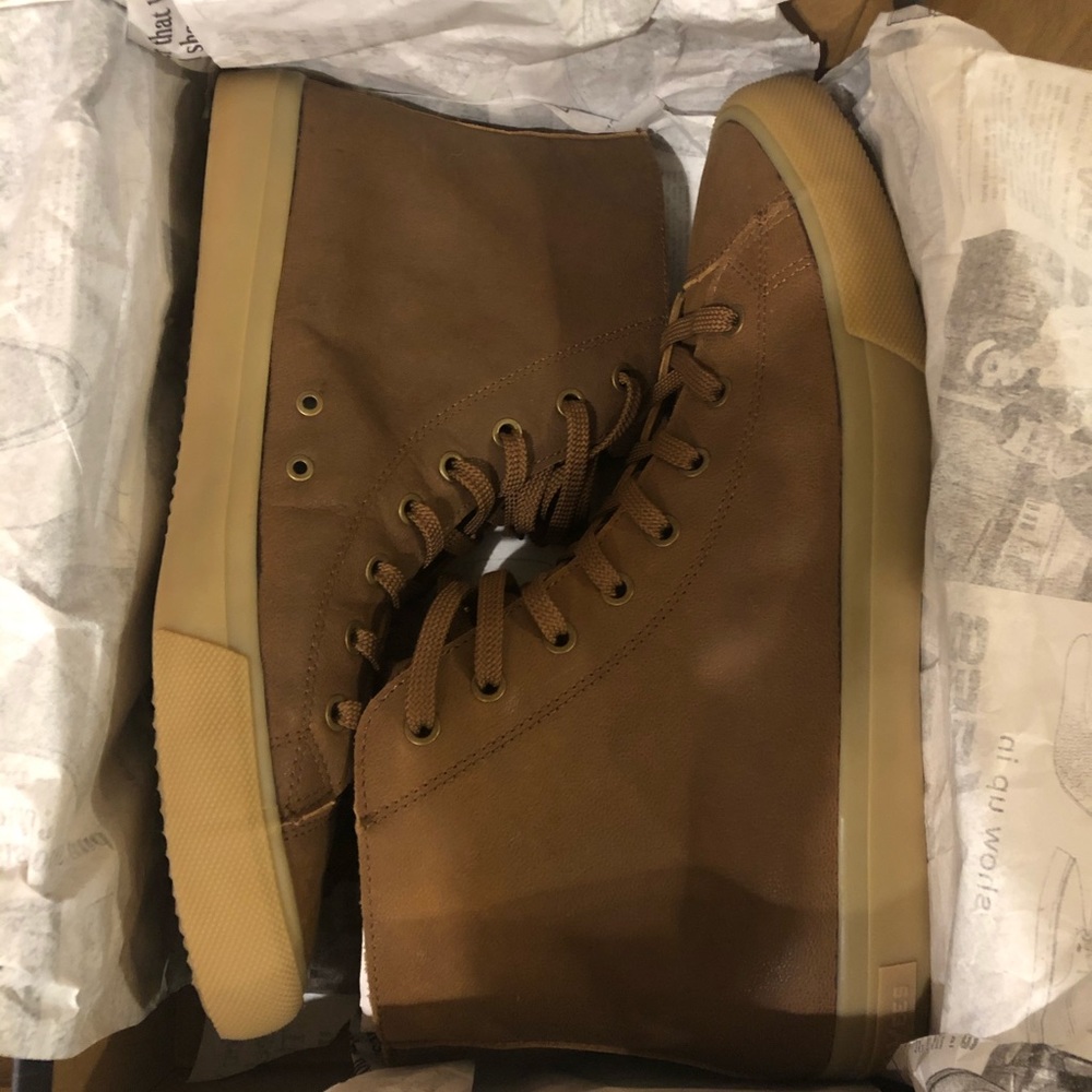 SeaVees Army Issue High whiskey leather sz 12